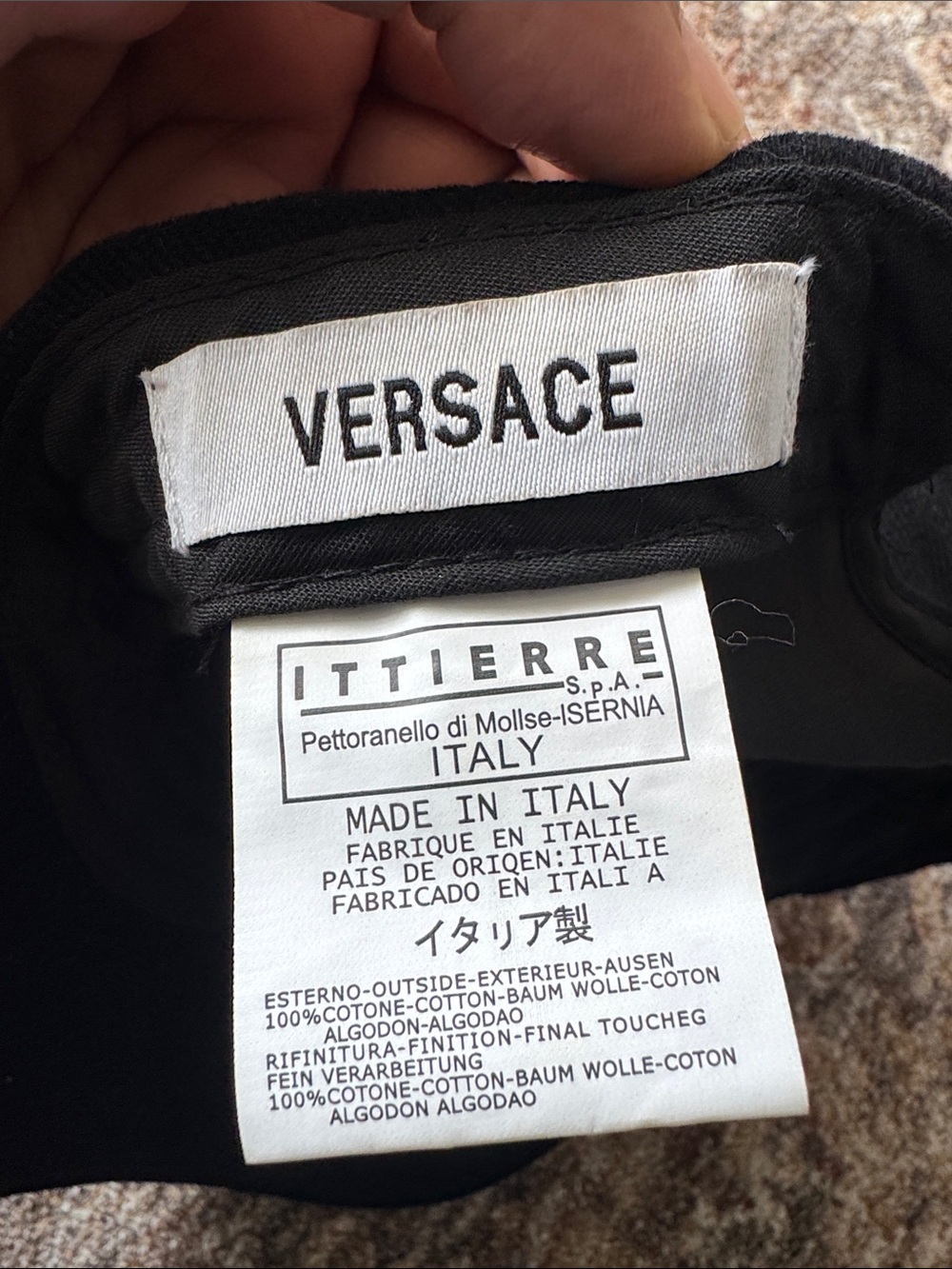 Versace hat - Picture 6 of 7